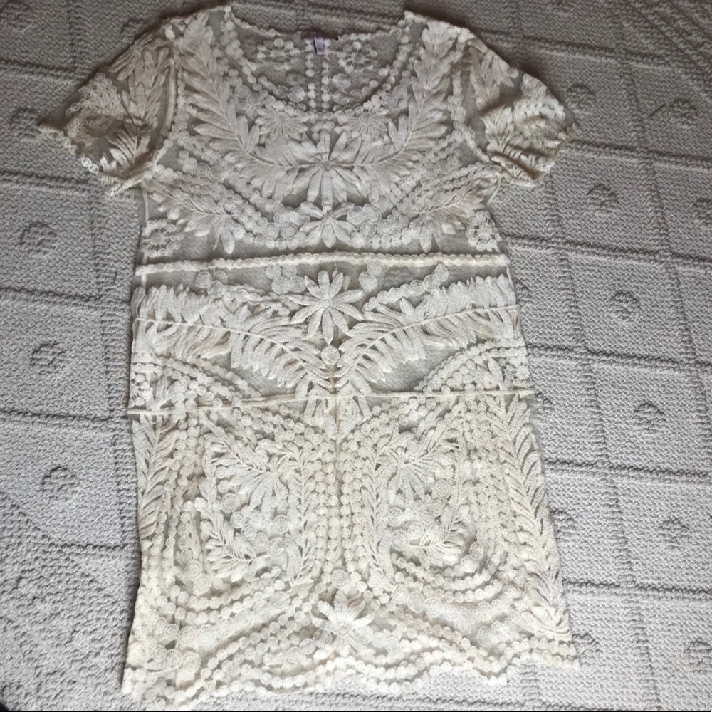 Blu Pepper Cream Embroidered Lace Dress Large - Picture 3 of 8